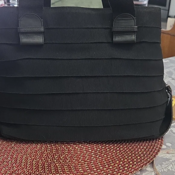 Salvatore Ferragamo AUTH Tiered Bag - Picture 4 of 14